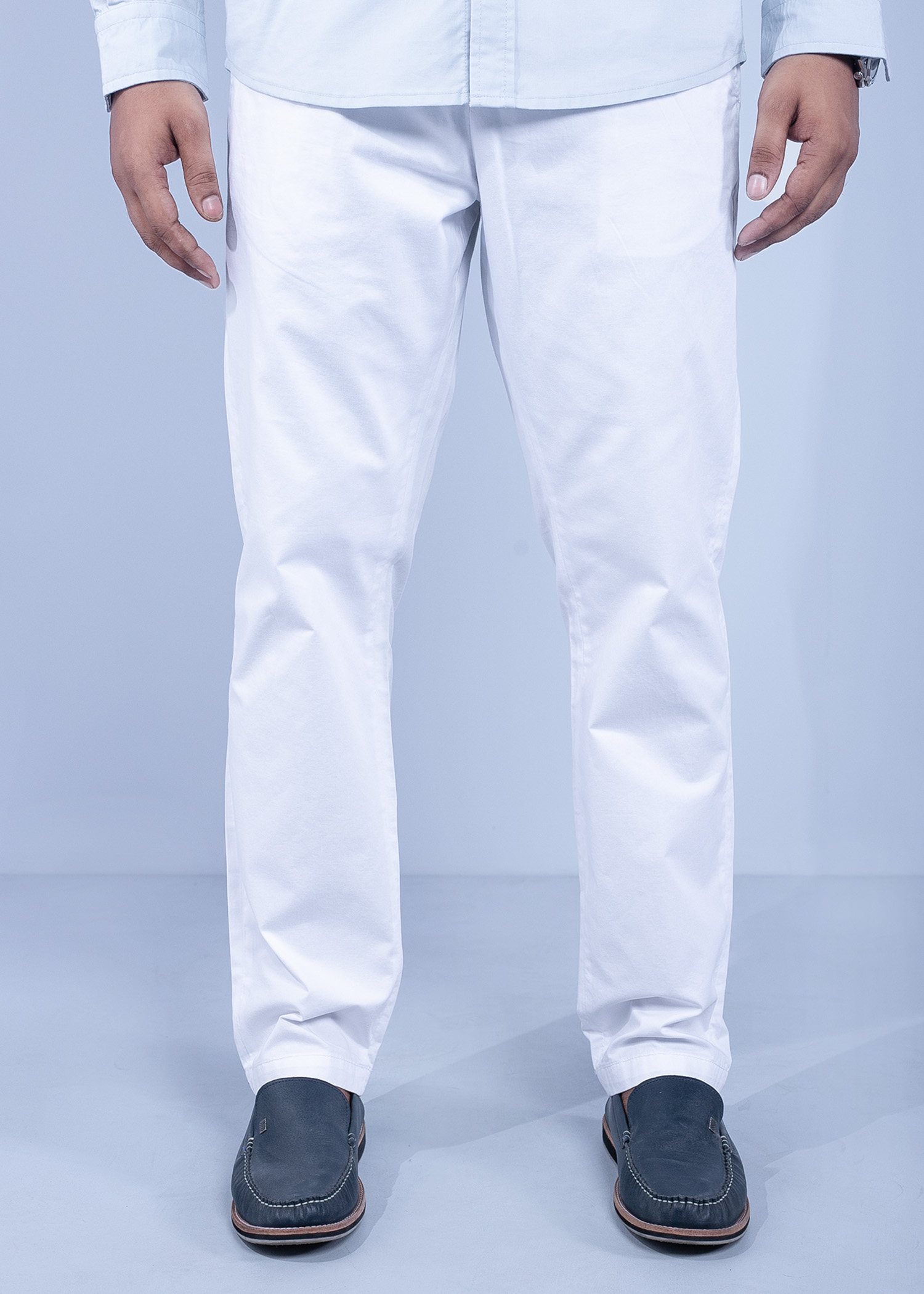 silvan chino pant white color half front view