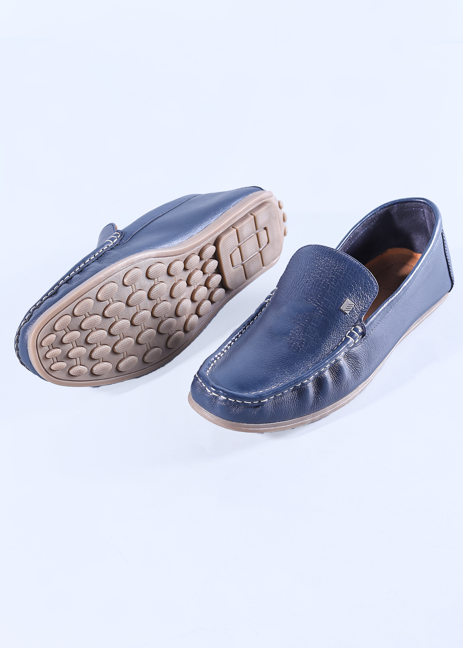 deer mens shoes navy color sole