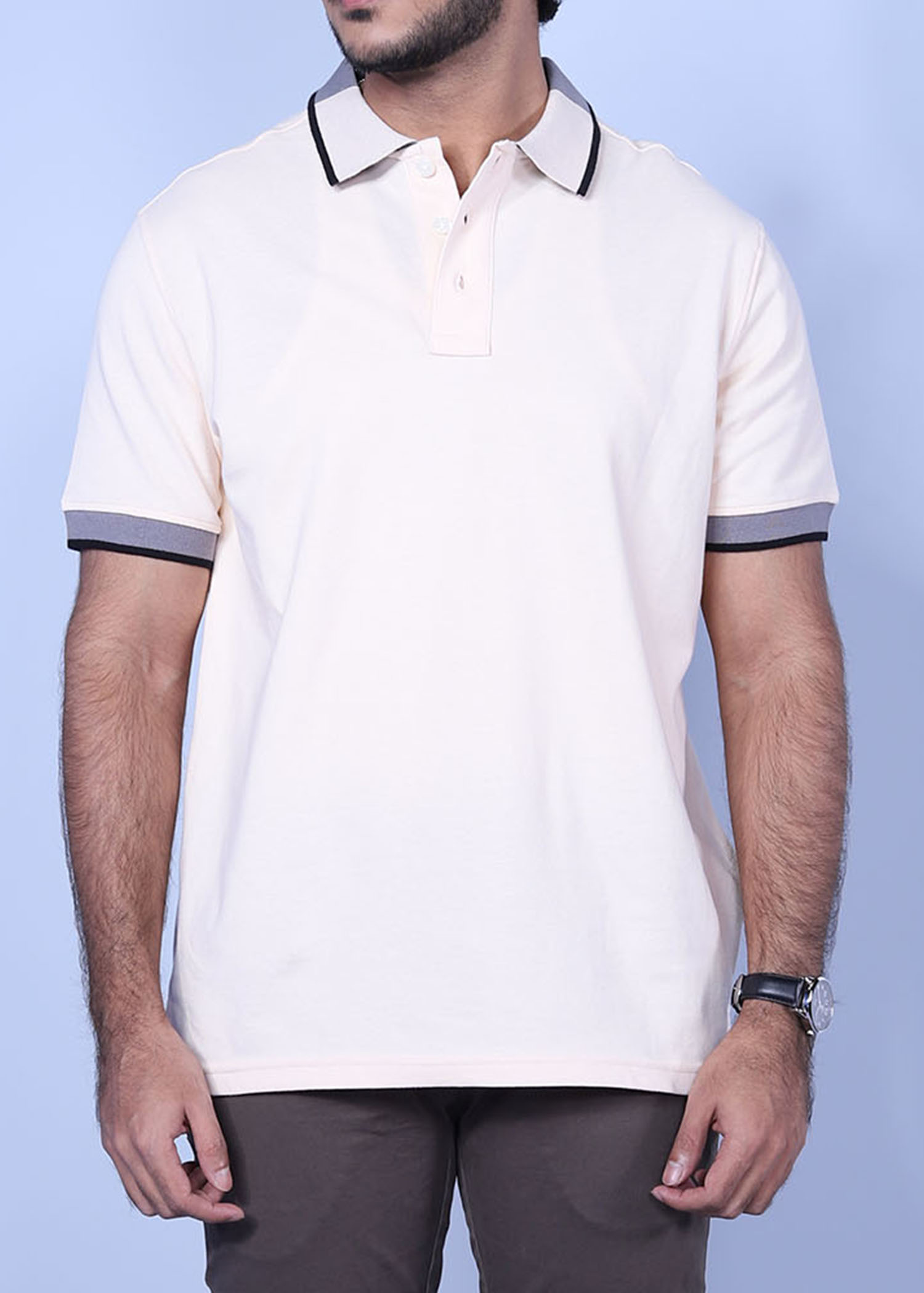 rome iii polo ecru headcropped