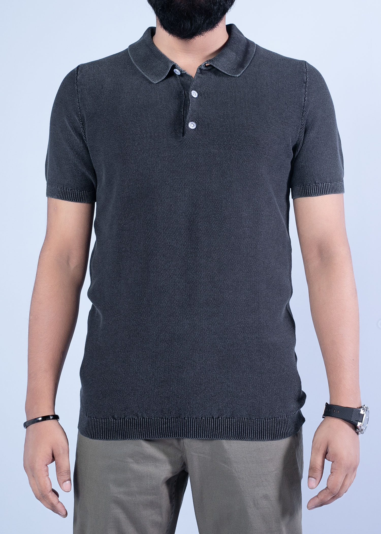 tanta polo black color half front view